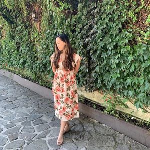 Meet your Posher, Cassandra